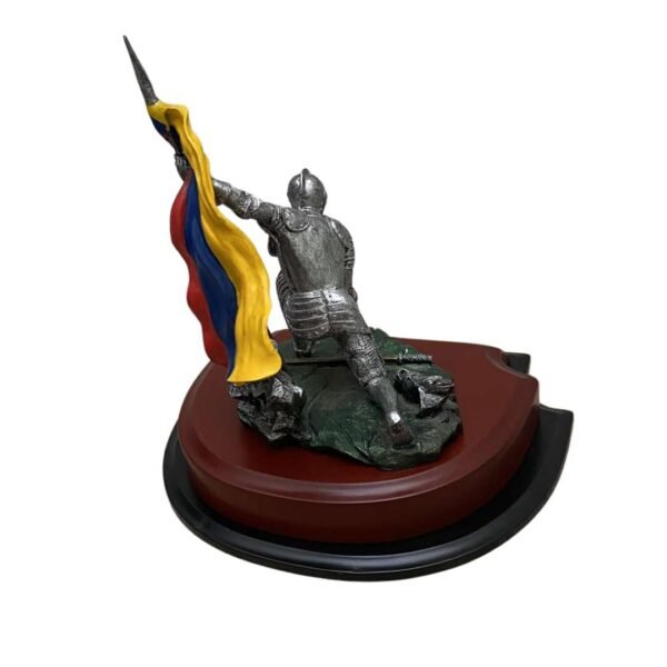 Figuras en resina (42) Gladiador Arrodillado