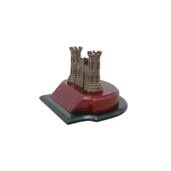 231 Torre Pequeña