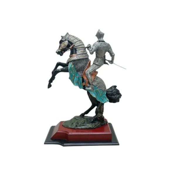 Caballero con Armadura Plateada
