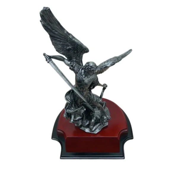 San Miguel Arcángel con Espada Grande