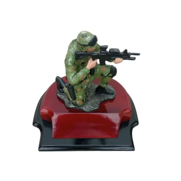 Soldado Arrodillado Apuntando