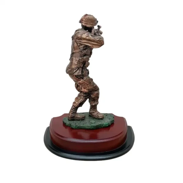 Soldado Universal sin Equipo