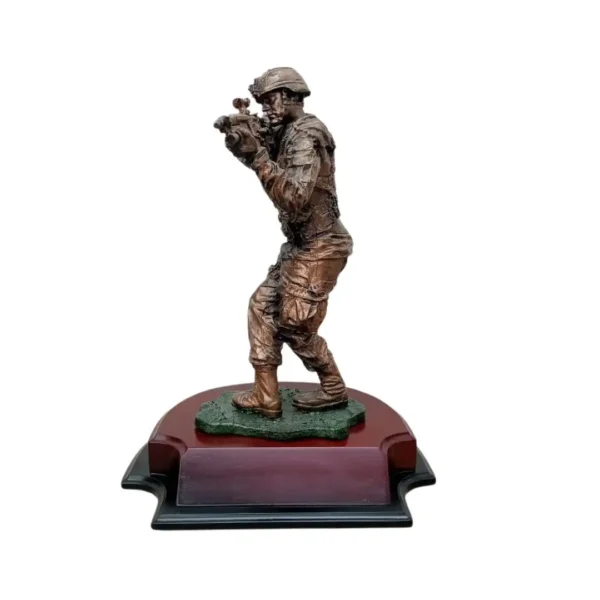 Soldado Universal sin Equipo