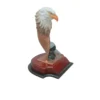 Busto de Águila Con Piloto de Helicóptero