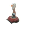 Busto de Águila Con Piloto de Helicóptero